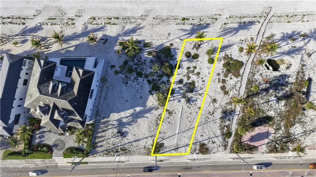 3730 Estero BLVD-15
