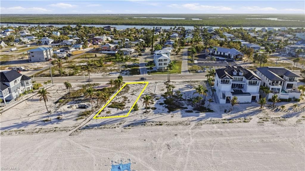 3724 Estero BLVD-7