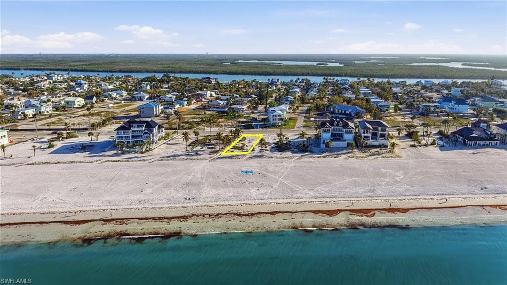 3724 Estero BLVD-8