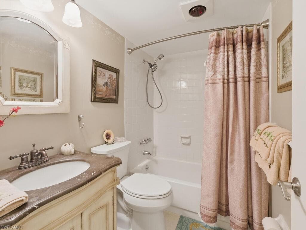 351 Charlemagne BLVD B208-21