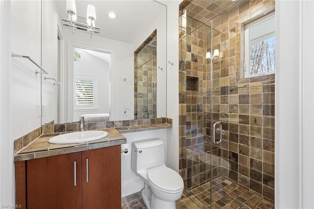 1438 Murex DR-23