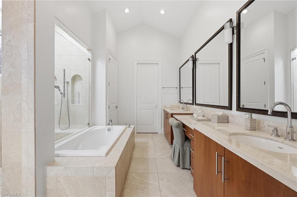 1438 Murex DR-19