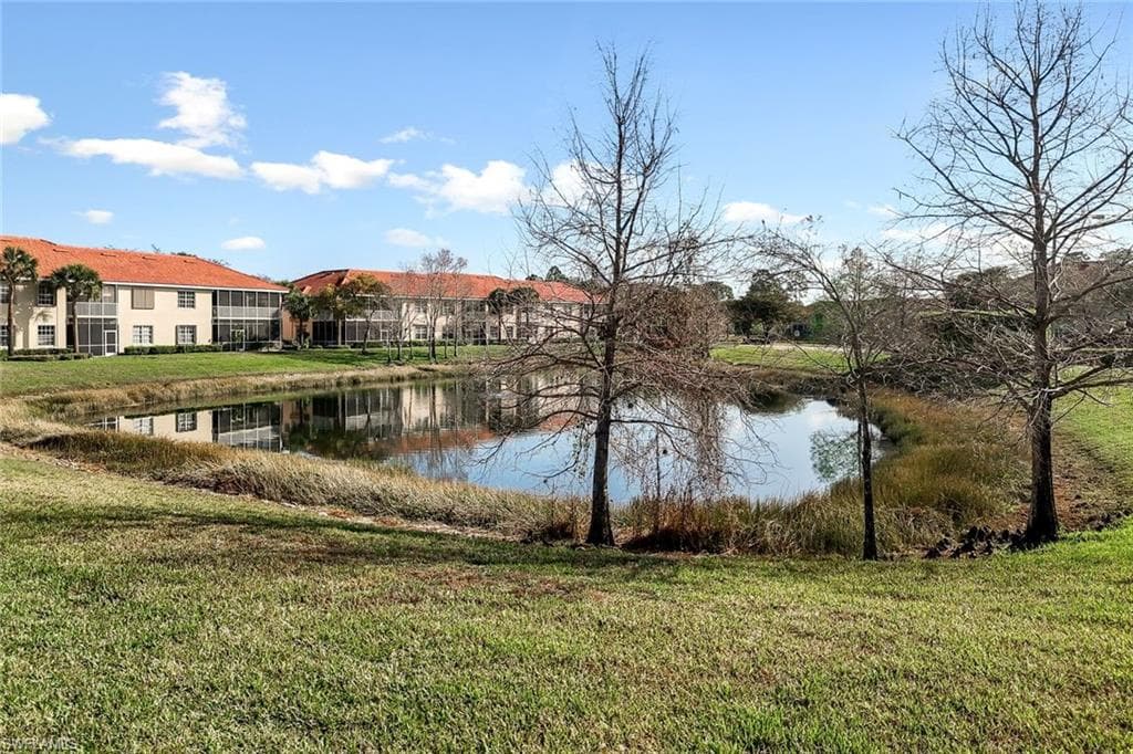 13860 Avon Park CIR 104-26