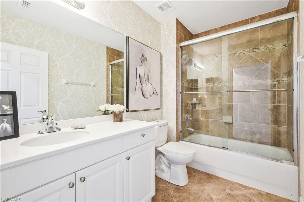 13860 Avon Park CIR 104-19