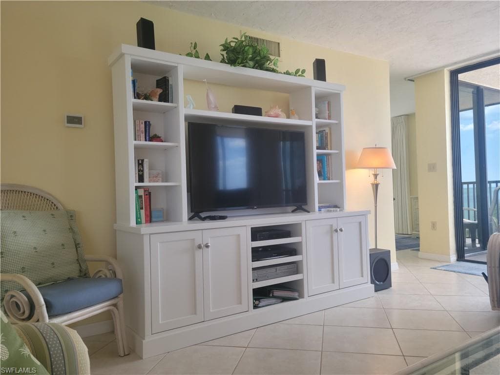 10475 Gulf Shore DR 165-9