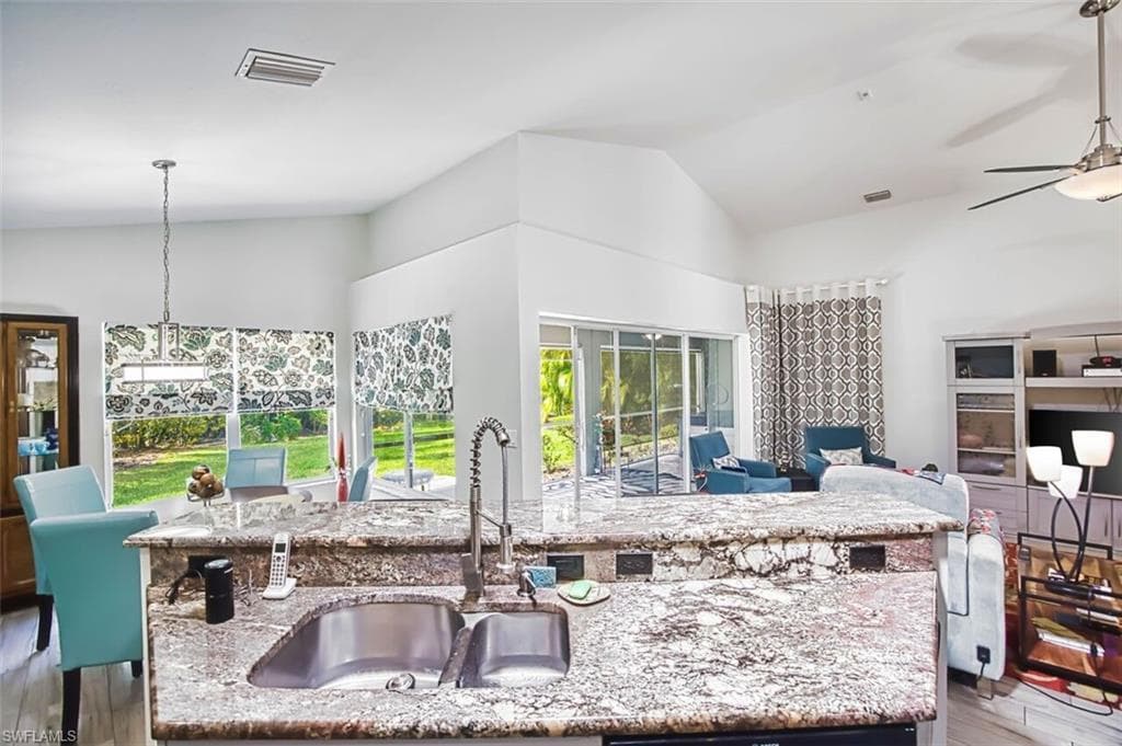 9917 Las Casas DR-17