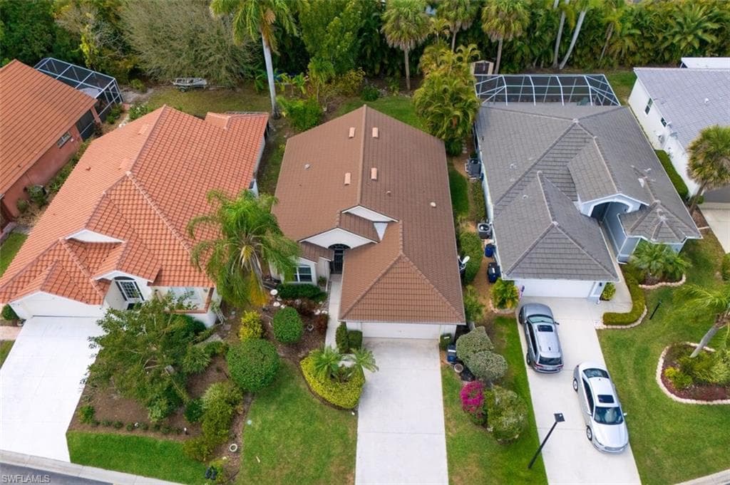 9917 Las Casas DR-3