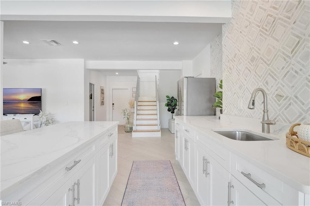 27293 Arroyal RD E-11
