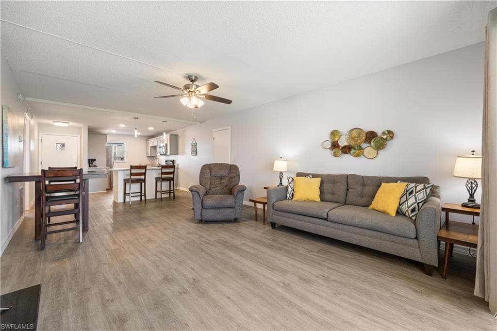 8761 Lueck LN 3-14
