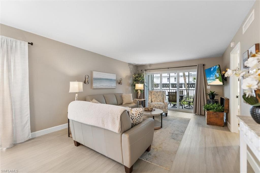 6900 Estero BLVD 108-10