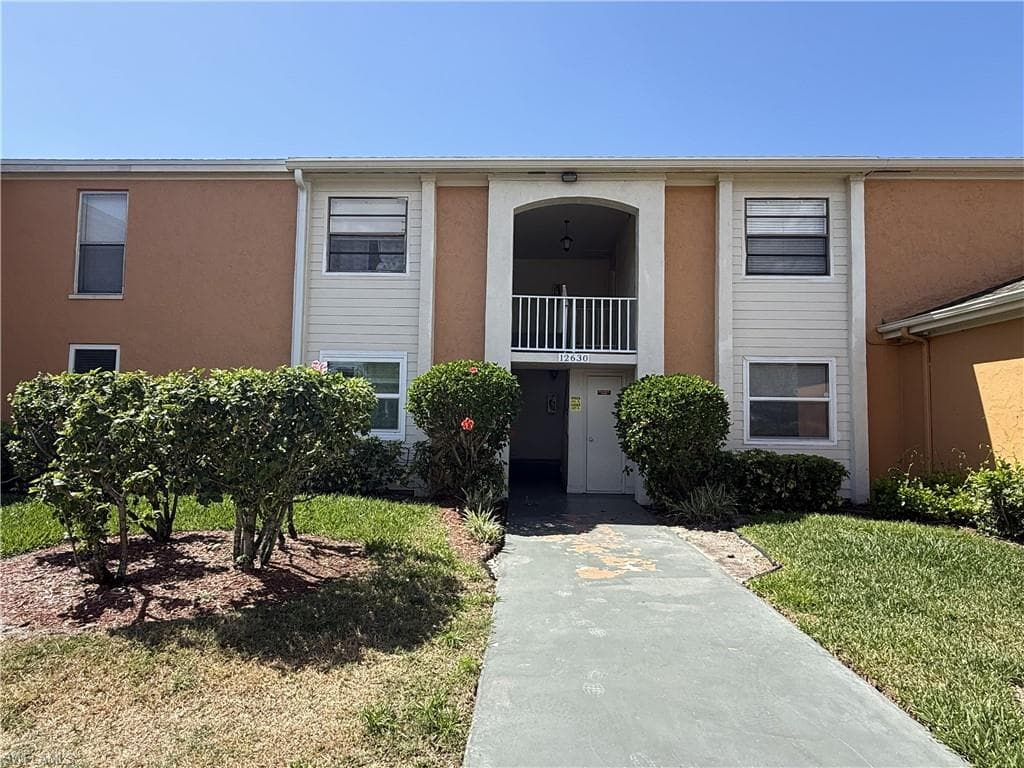 12630 Kenwood LN B-22
