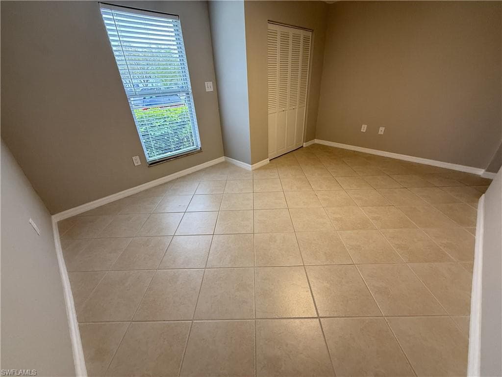 12630 Kenwood LN B-20