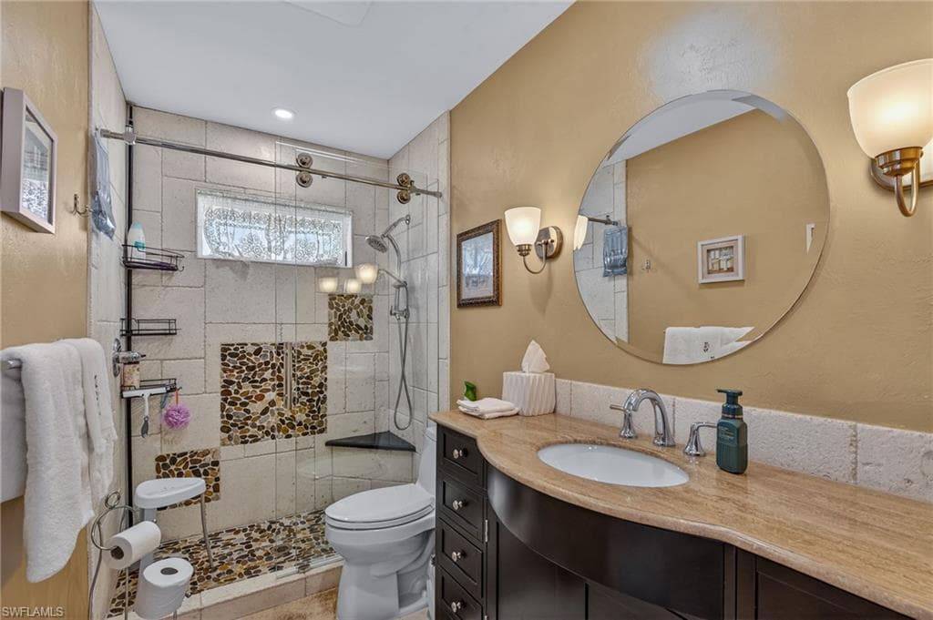 681 Saint Andrews BLVD-13