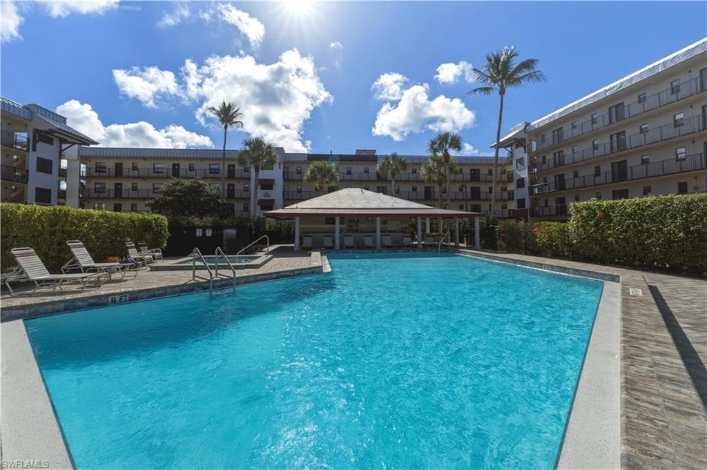 801 River Point DR 303A-23