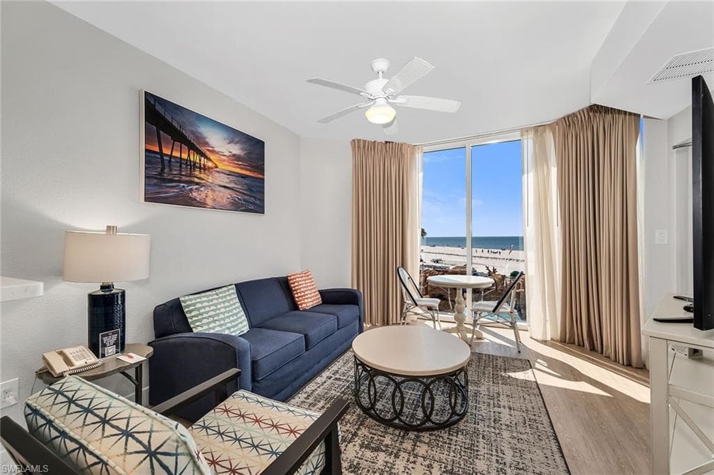 200 Estero BLVD 107-2