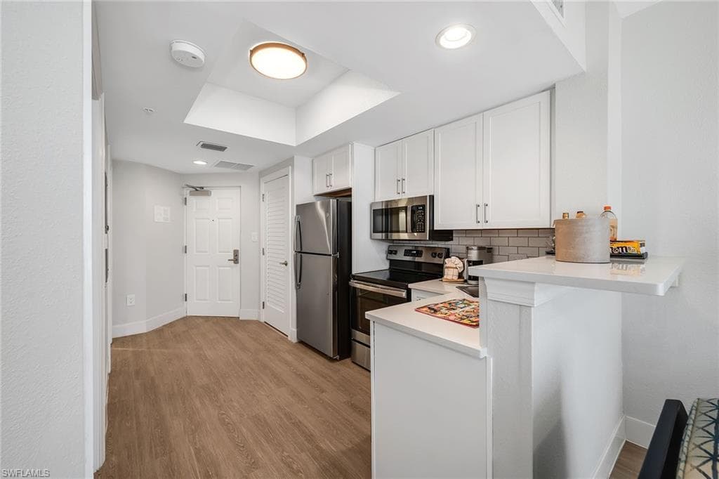 200 Estero BLVD 107-6