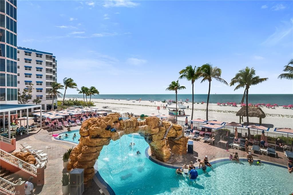 200 Estero BLVD 107-38