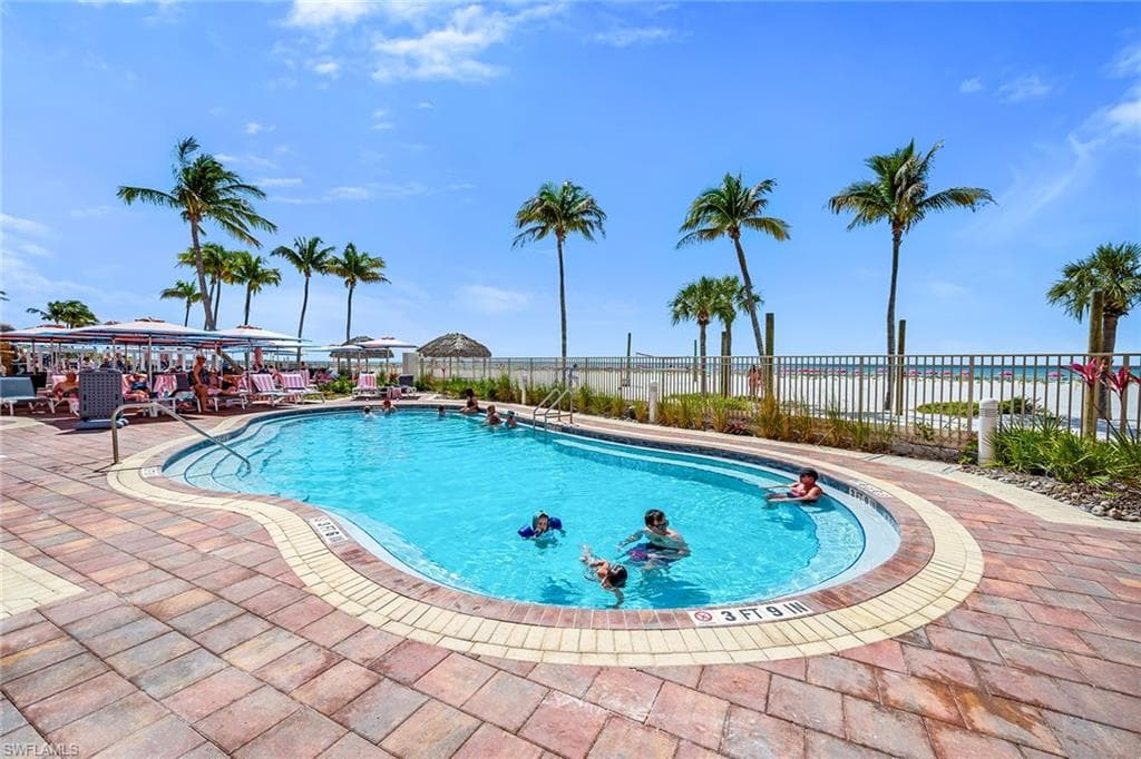 200 Estero BLVD 107-37