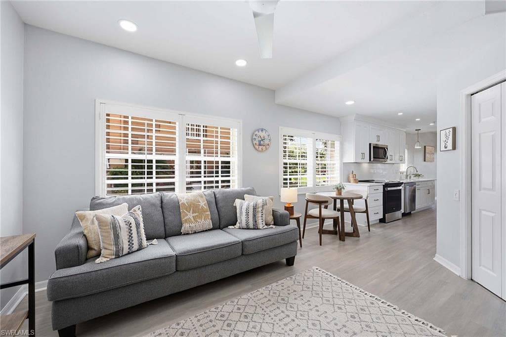13205 Sherburne CIR 201-7