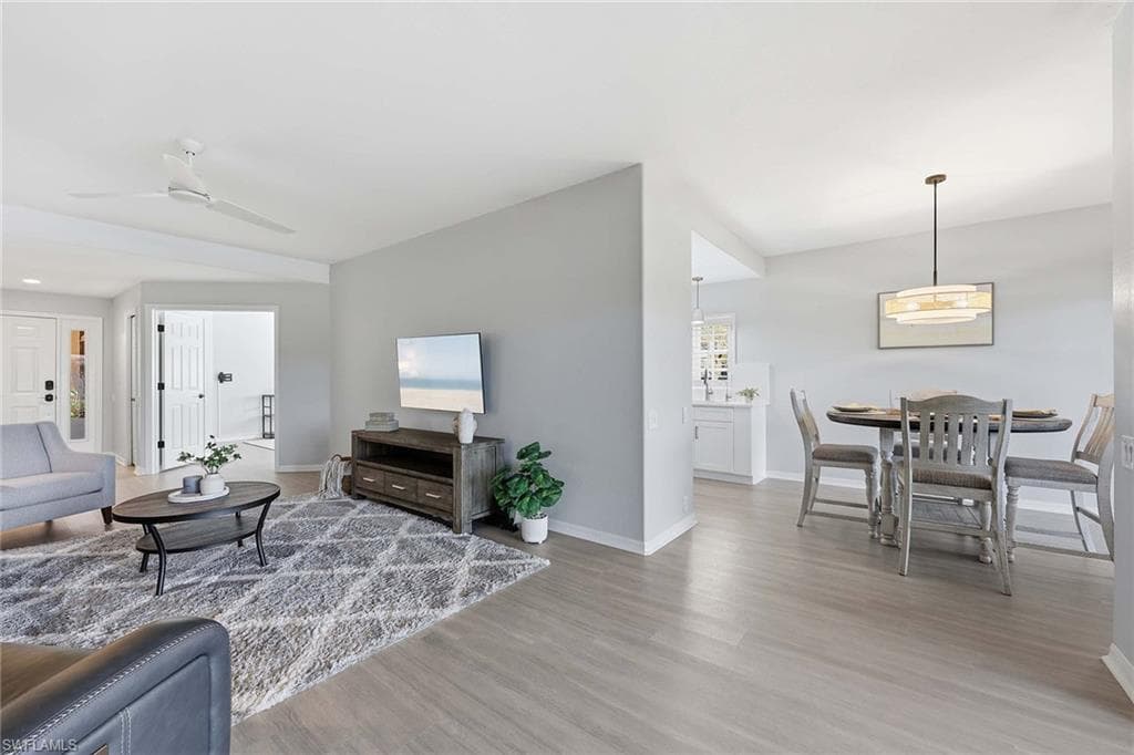 13205 Sherburne CIR 201-5