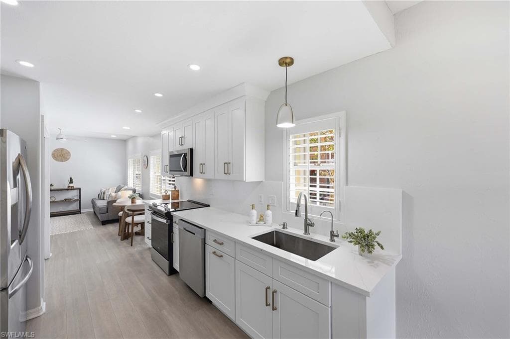 13205 Sherburne CIR 201-10