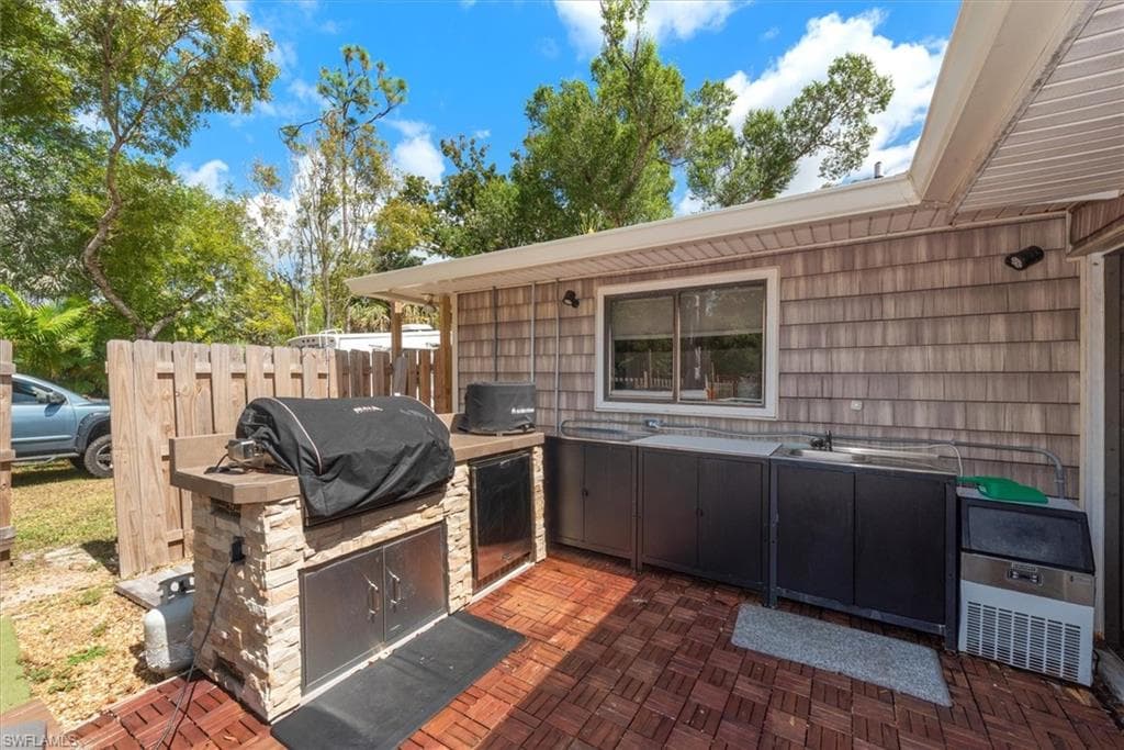 15710 Shamrock DR-24
