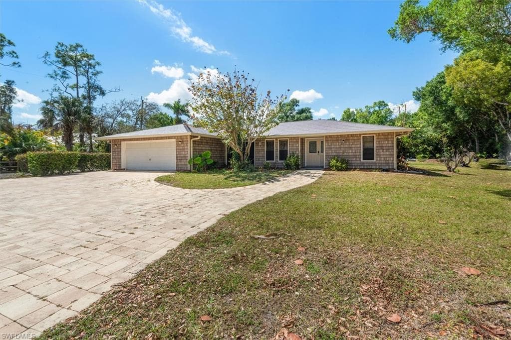 15710 Shamrock DR-11