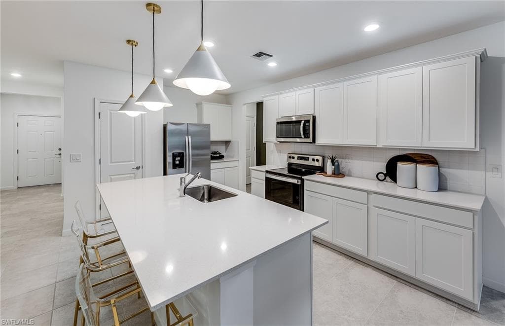 1561 Lake Jessup CIR-8