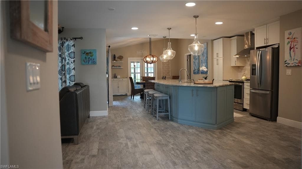 13226 Winsford LN-4