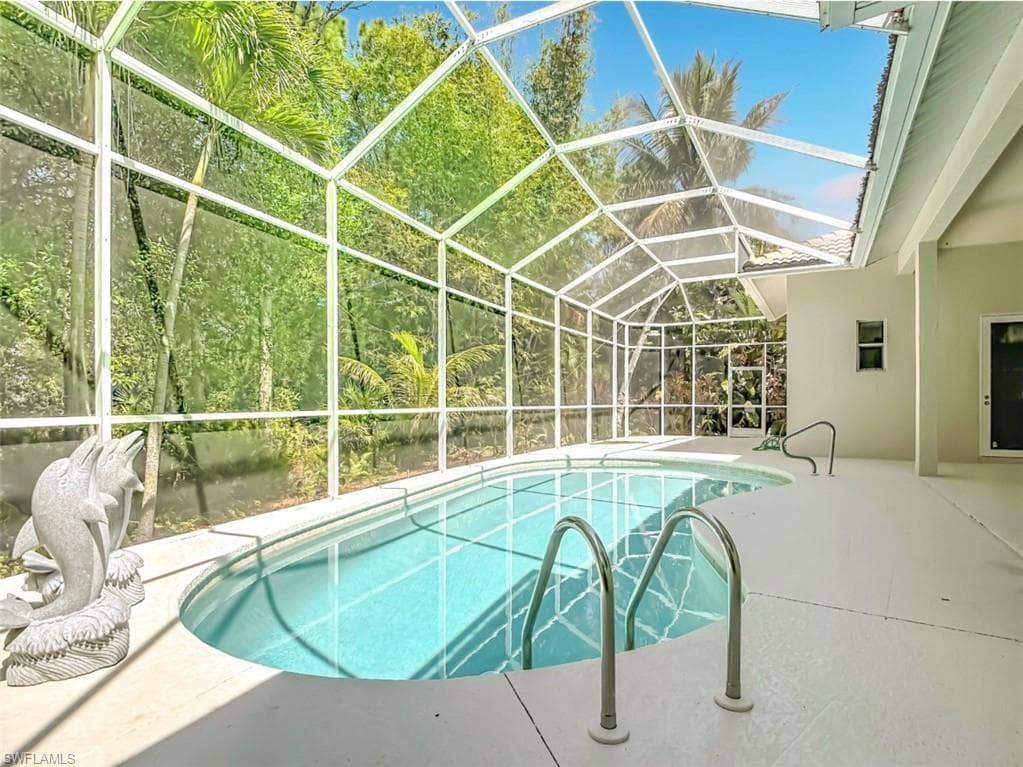 615 Soliel DR-37