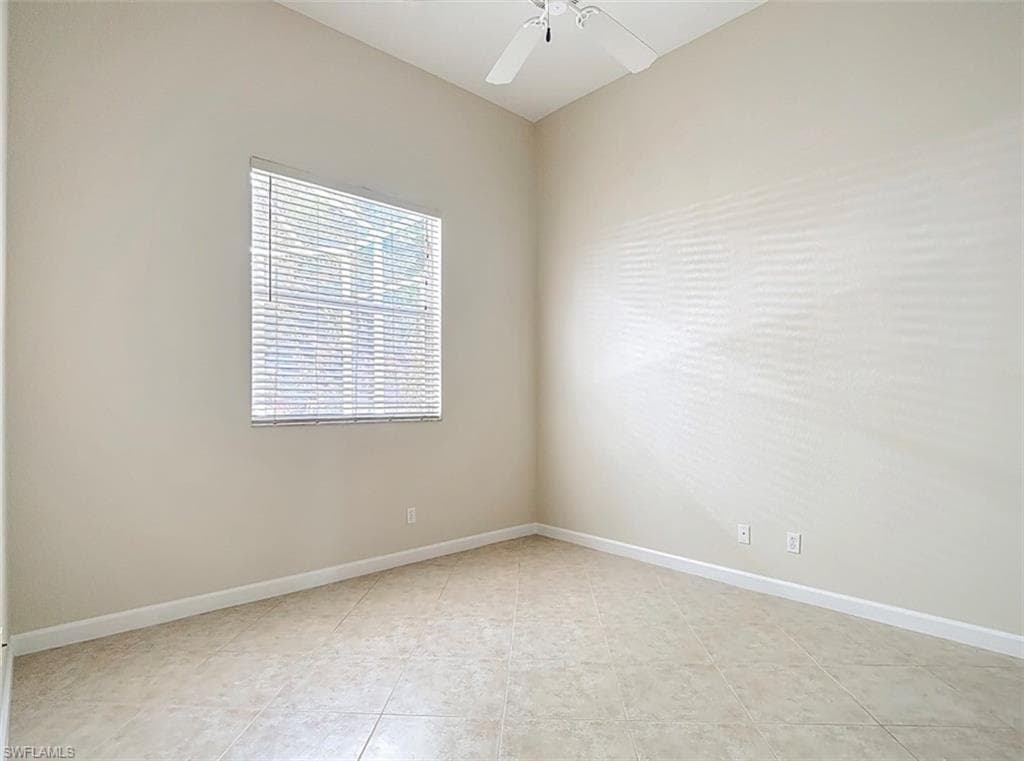 615 Soliel DR-29