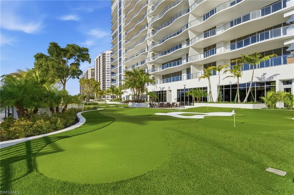 4810 Pelican Colony BLVD 704-46