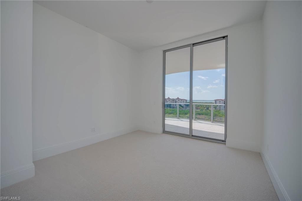 4810 Pelican Colony BLVD 704-43