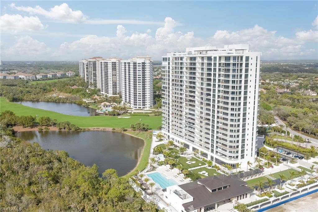 4810 Pelican Colony BLVD 704-5