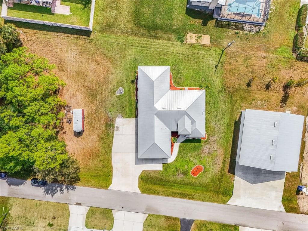 6861 Cadet AVE-43