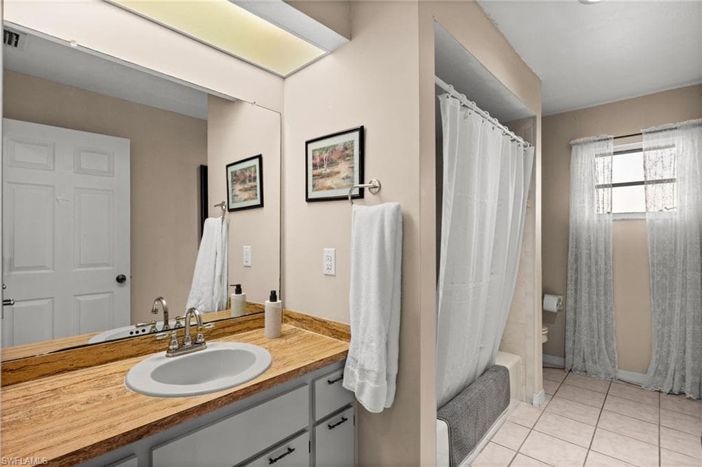 1229 SW 24th ST-36