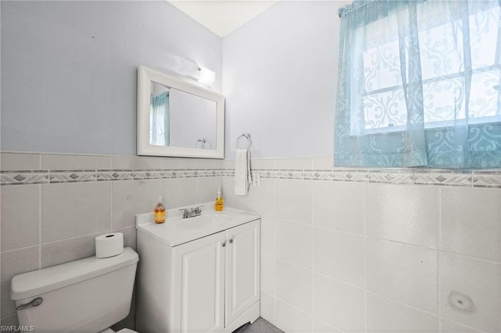 1229 SW 24th ST-31