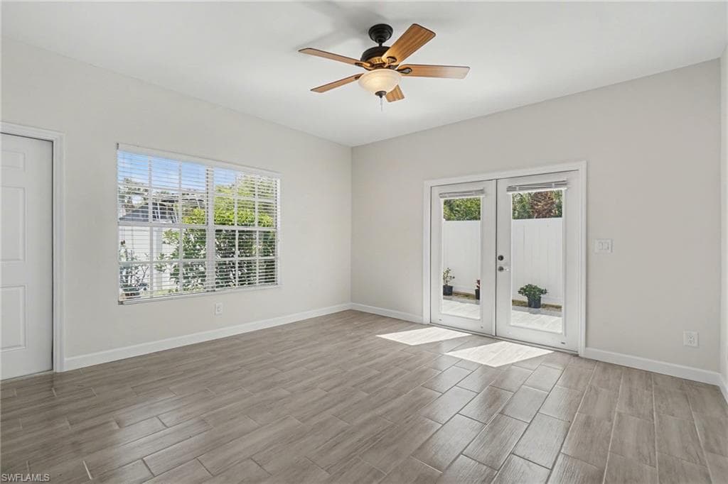 6081 Lake Front DR-5
