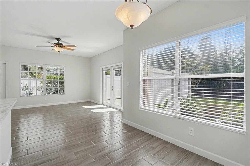 6081 Lake Front DR-9
