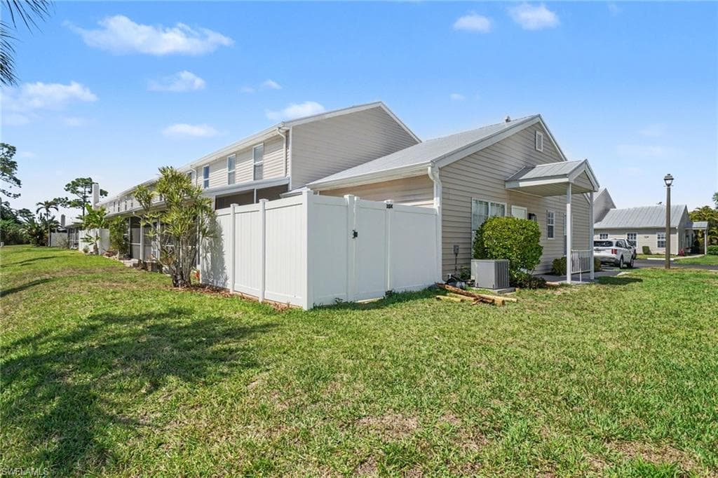 6081 Lake Front DR-30