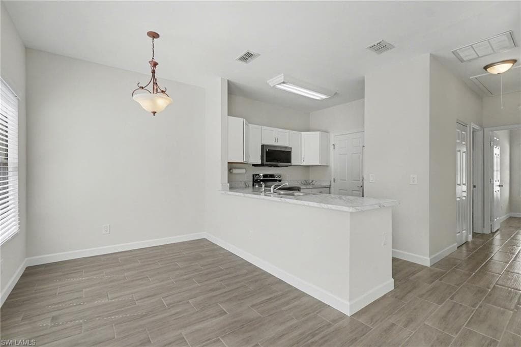 6081 Lake Front DR-10