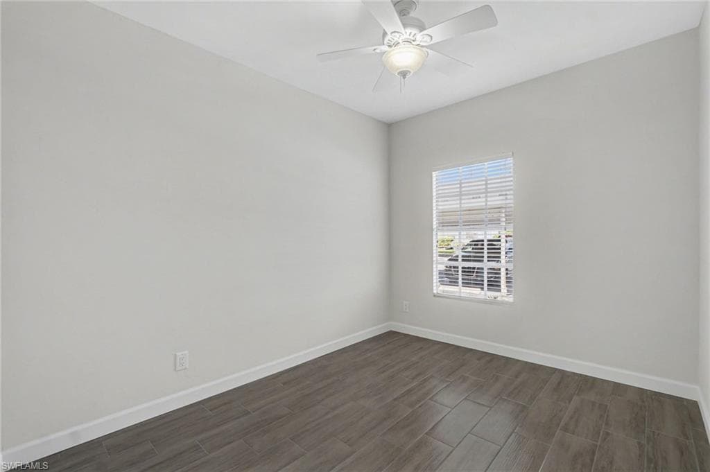 6081 Lake Front DR-19