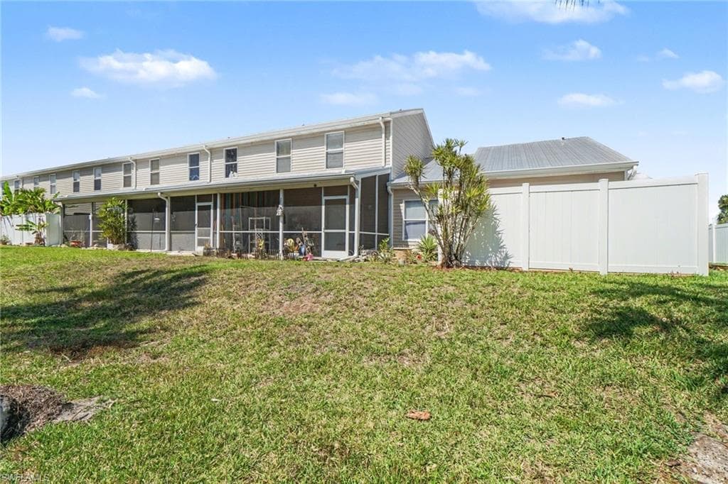6081 Lake Front DR-29