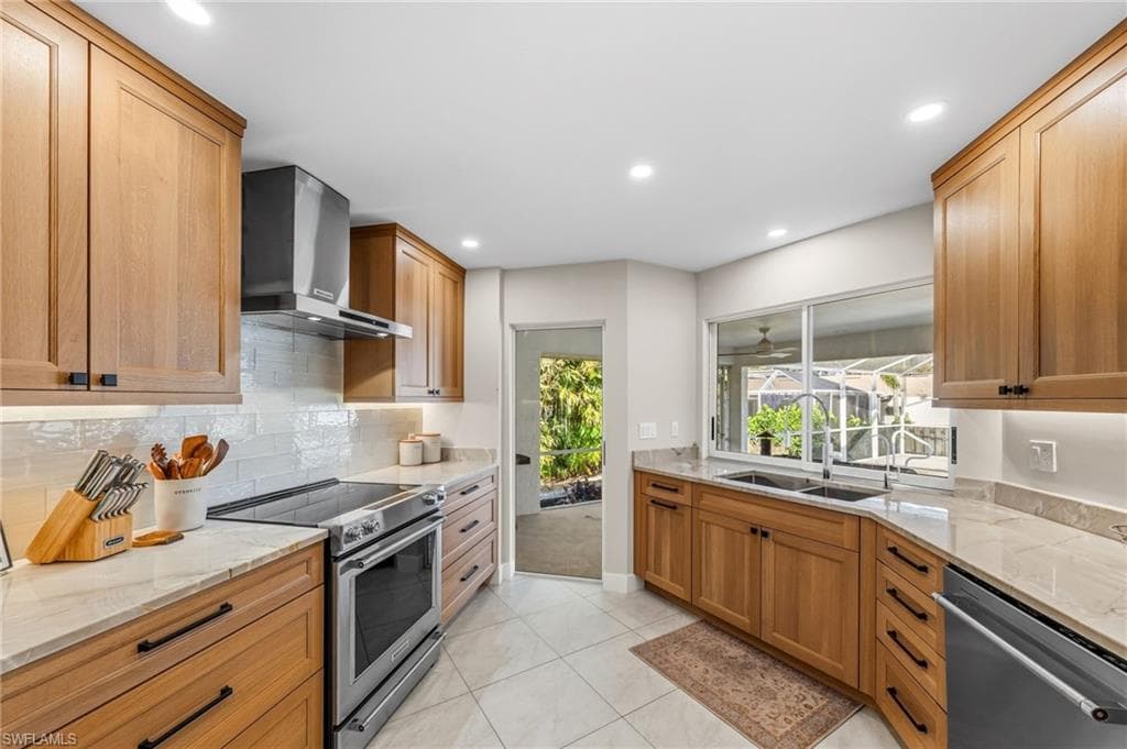 4724 Riverside DR-12