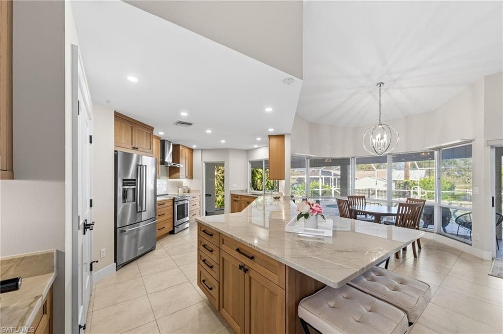 4724 Riverside DR-9