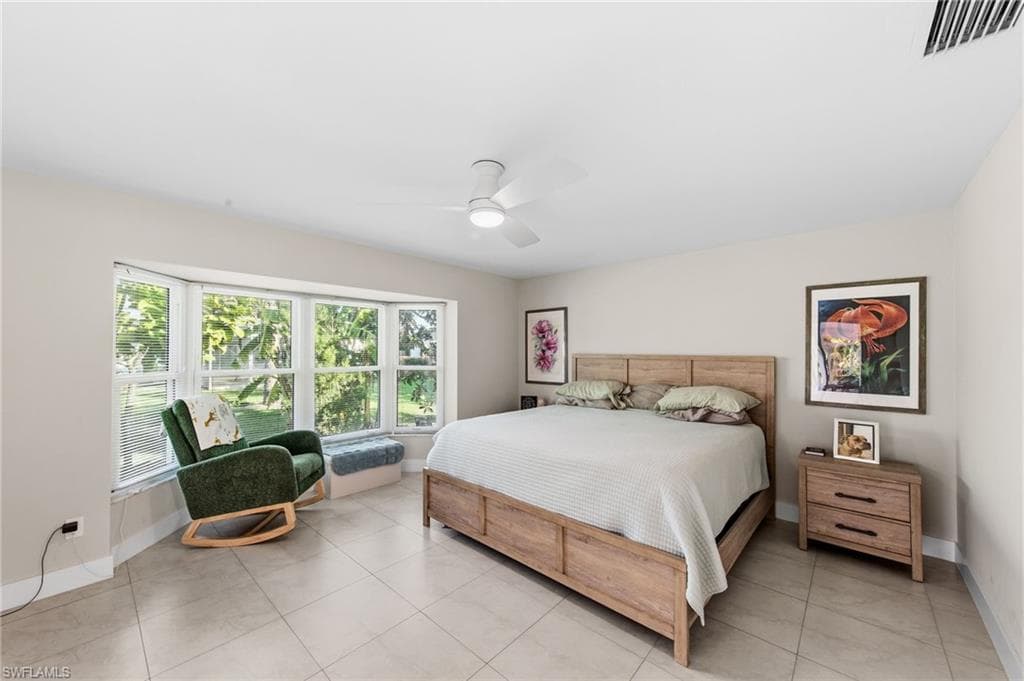 4724 Riverside DR-14