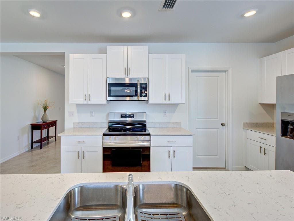 17154 Monte Isola WAY-9