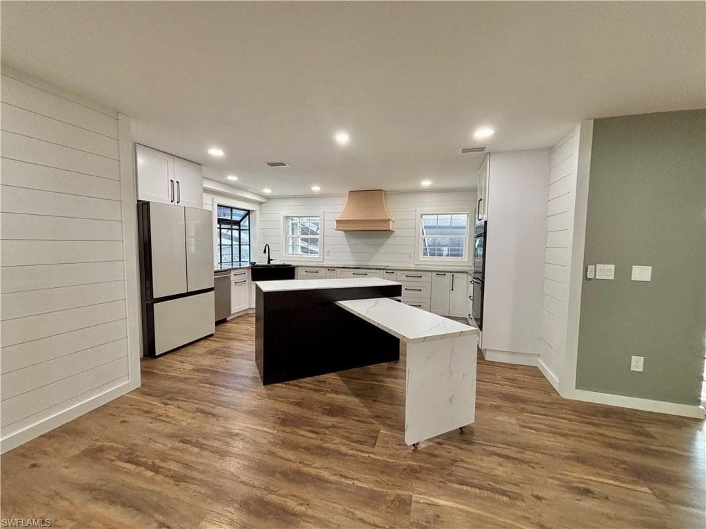 15493 Chloe CIR-13