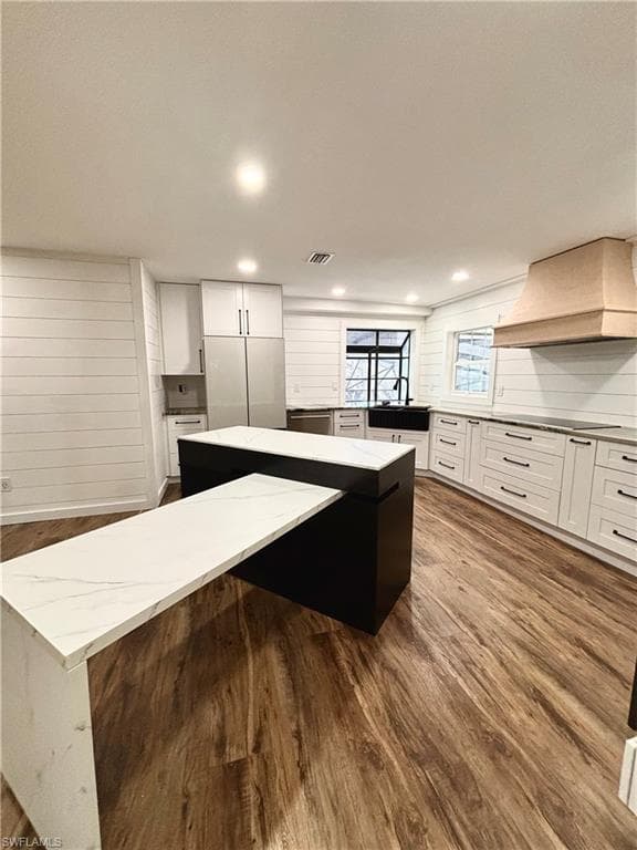 15493 Chloe CIR-16