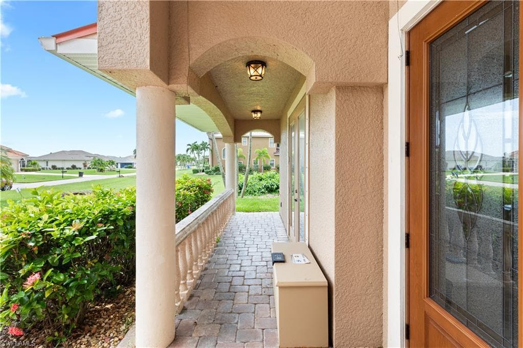 11913 Princess Grace CT-6